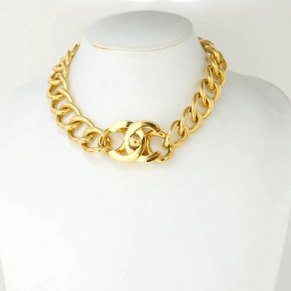 CHANEL CC Logos Turnlock Thick Chain Necklace 16" Gold Tone 96P Auth #791-36 - Picture 2 of 8